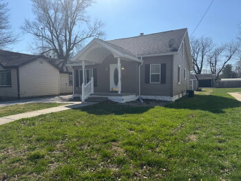 215 South 9th Street , Pawnee,  62558