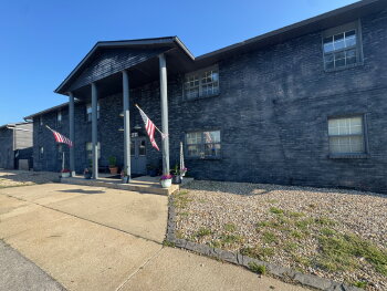 1111 Grooms Apt 8, Pawnee,  62558
