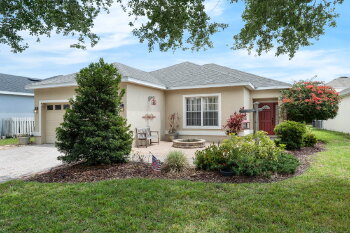 1151 N Hampton Dr , Davenport,  33897