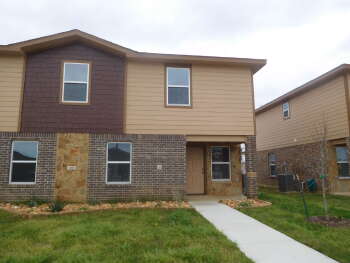 6705 University Village Way Apt. B, Killeen,  76549