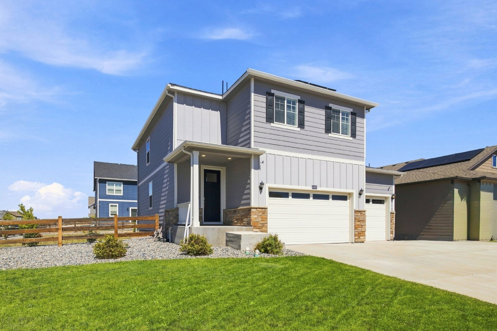 45801 Silverdrop Avenue , Bennett,  80102