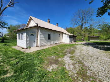 2282 E State Rd 163 , Clinton,  47842