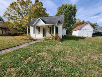 706 North Erie Street , Rockville,  47872