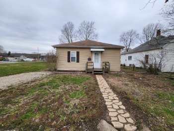 1249 S 7th Street , Clinton,  47842