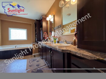 26 Noble Lane , Columbus,  59019