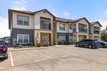 13609 Pinnacle Circle Apt 1207, Euless,  76040