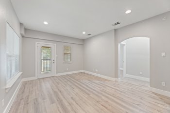 13609 Pinnacle Circle Apt 1105, Euless,  76040