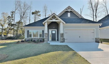 128 Lee Road 2216 , Smiths Station,  36877