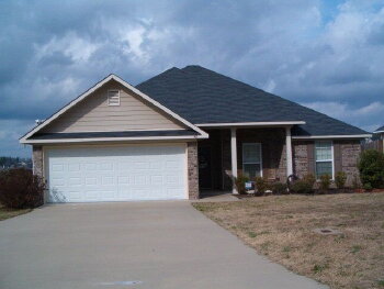 18 Hillside Drive , Phenix City,  36870