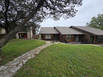 4013 Mabery Ct , Granbury,  76048