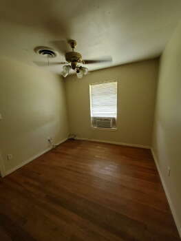 104 South Crook , Cresson,  76035