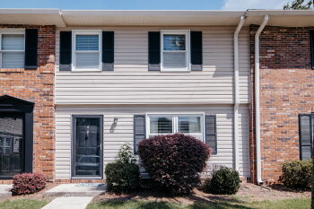 415 Parkdale Drive Apt 16B, Charleston,  29414