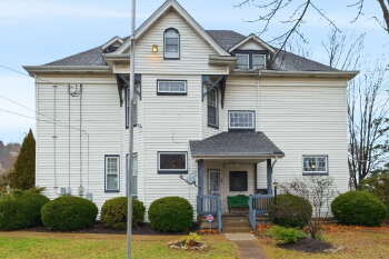 502 Walnut Ave Apt. 3, Clairton,  15025
