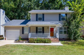 520 Wyndham Dr , Fuquay-Varina,  27526