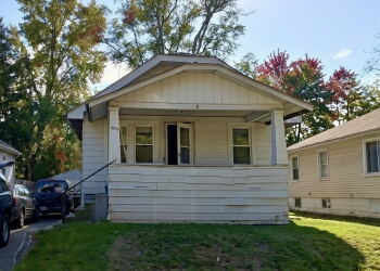1023 Barrie Avenue , Flint,  48507