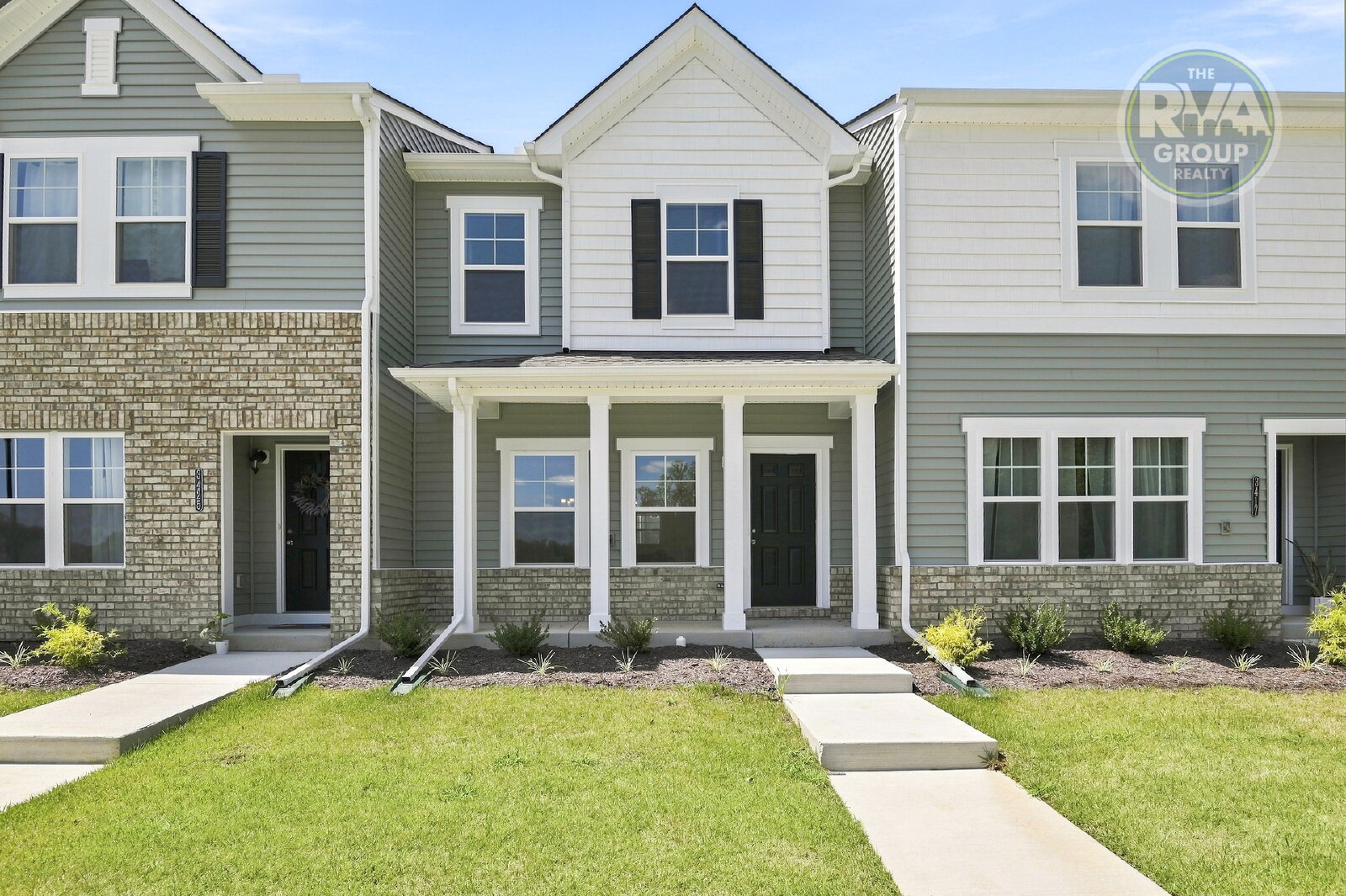 3421 Pond Alley