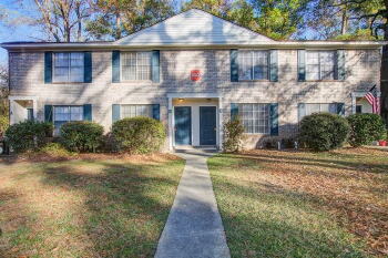 300 Crestview Drive B, Summerville,  29485