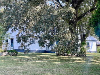 342 W Creston Rd , Crossville,  38571