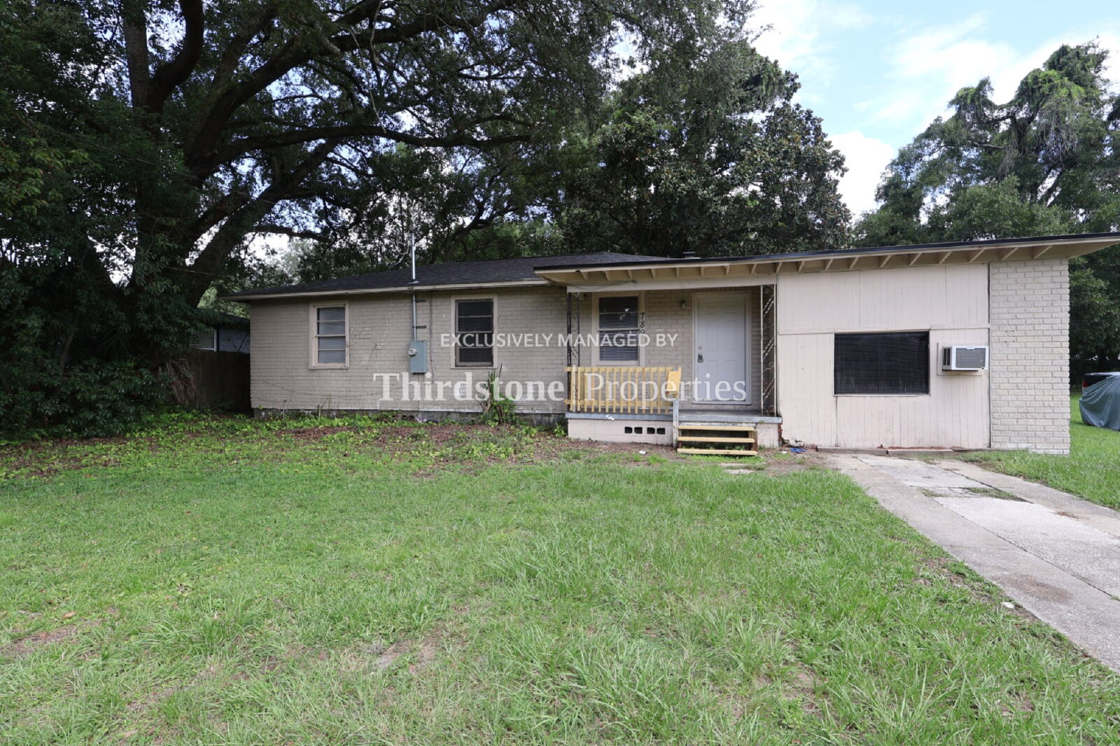 789 Gardenia Ln , Jacksonville,  32208
