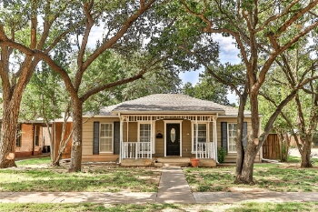 2711 22nd Street , Lubbock,  79410