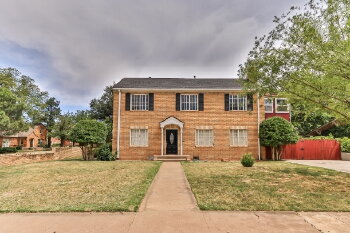 2324 17th Street , Lubbock,  79401