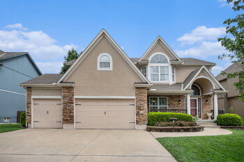 928 SW 33rd St , Lee's Summit,  64082