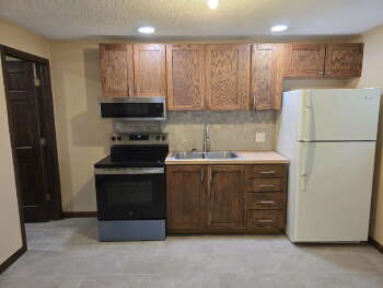 15912 West 154th Street , Olathe,  66062