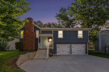 15213 S Seminole Dr , Olathe,  66062