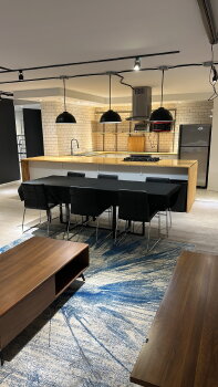 600 East 8th Street Unit 8L, Kansas City,  64106