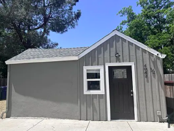 4042 1/2 43rd Street , Sacramento,  95820