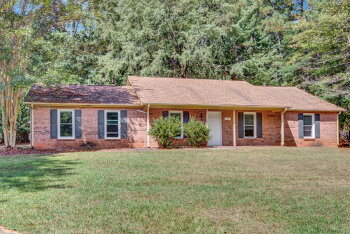 110 Deer Chase , Fayetteville,  30215