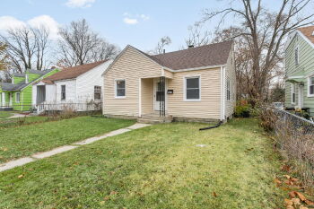 1642 Huey Street , South Bend,  46628