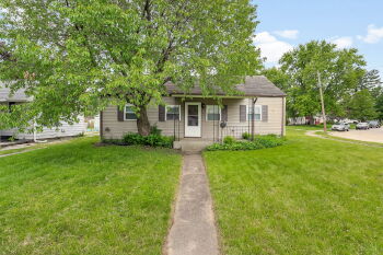 402 East Chippewa Avenue , South Bend,  46614