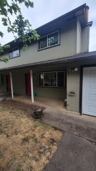 4261 Daisy Street , Springfield,  97477