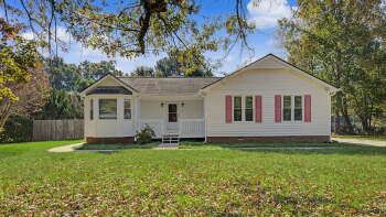 107 Bellamy Court , Cary,  27511