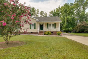 203 Polly Drive , Oxford,  27565