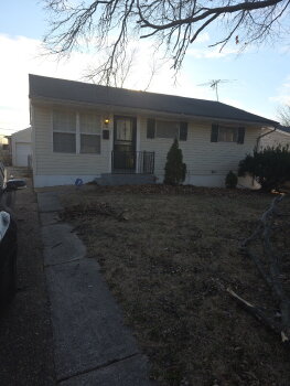 124 Perthshire Road , St. Louis,  63137