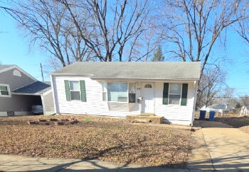 305 S Lafayette St , Florissant,  63031