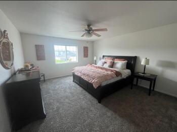 127 Mulberry Loop NE , Minot,  58703