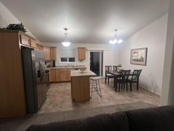 72 Mulberry Loop NE , Minot,  58703