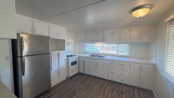 2077 East Charleston Avenue , Phoenix,  85022