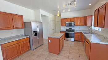 6431 W Whyman Ave , Phoenix,  85043