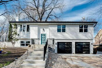 602 Glencoe Road , Excelsior,  55331