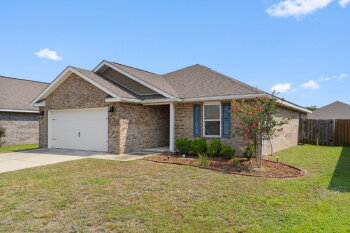 921 Merganser Way , Crestview,  32539