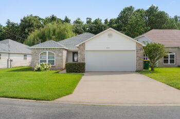 384 Pristine Water Lane , Mary Esther,  32569