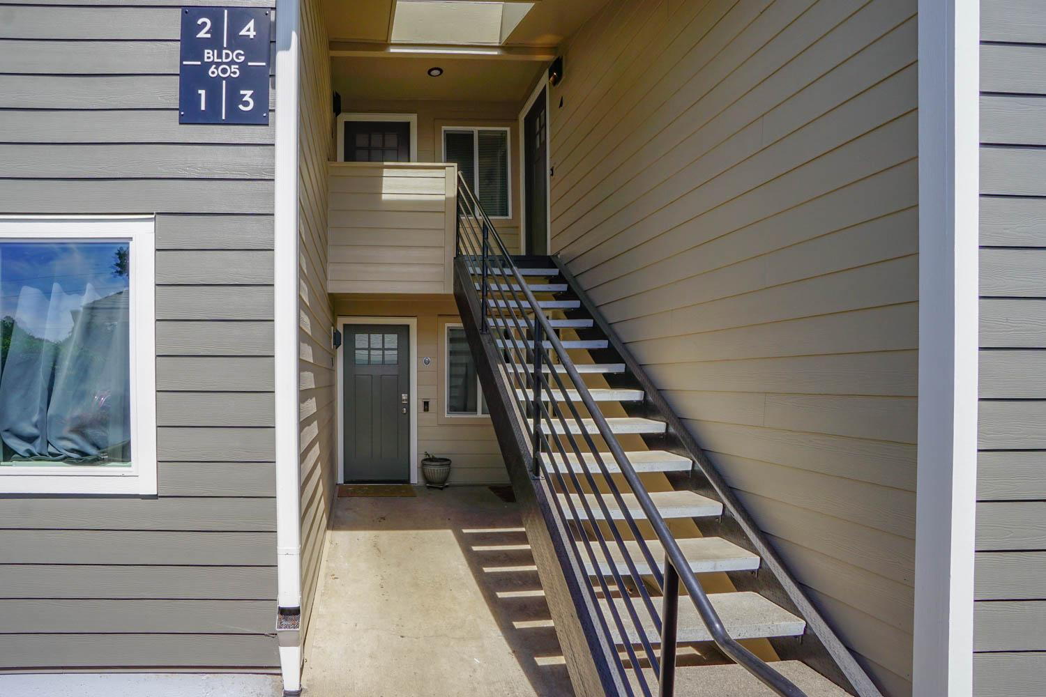 605 SE 121st Ave unit 4