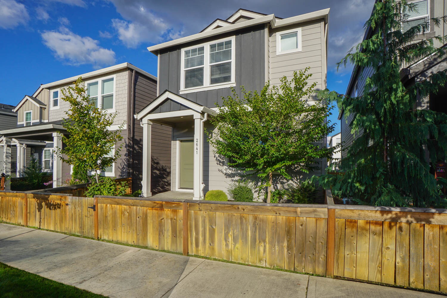 2641 Northeast 115th Plaza