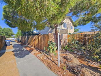 201 N Alvord E, Ridgecrest,  93555