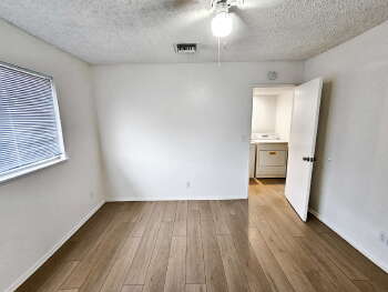 201 S Sunset B, Ridgecrest,  93555