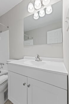 5960 E 42nd St Apt F , Indianapolis,  46226